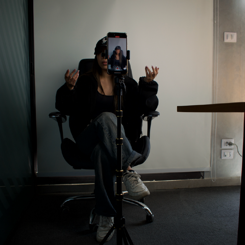 The Pro Tripod
